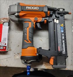 Rigid 18GA nailer