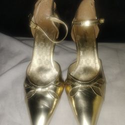 Gold High Heel Pumps 