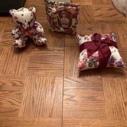 Stuffed animal small pillow,frame with picture album