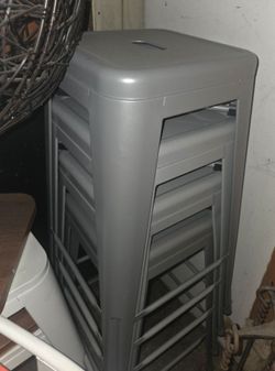 4 Gray Stools