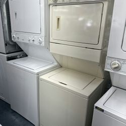 Whirl pool White Was her Elec tric Dry er Set Other Units Available