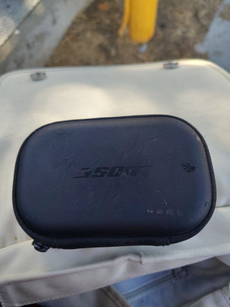 Bose Earbud Headphones