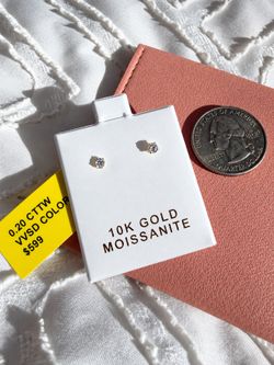 NWT 10K Solid Gold Moissanite Stud Earrings 3mm 0.20 CTTW VVS D Color