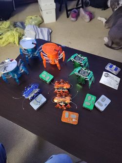McDonalds Hex Bugs 8 figure lot
