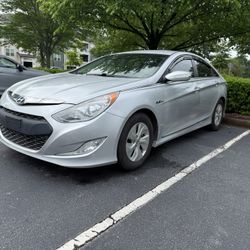 Ol’ Blue – 2014 Hyundai Sonata Hybrid | $6,500 | Greer SC