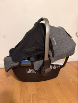 Nuna car seat + base