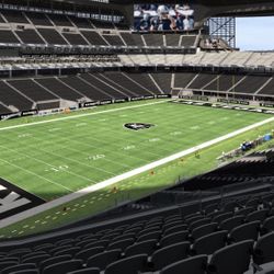 Raiders Tickets:  Chiefs @ Raiders