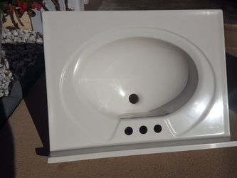 Bathroom sink