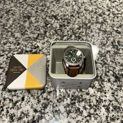 Men’s Fossil Watch W/ Leather Band