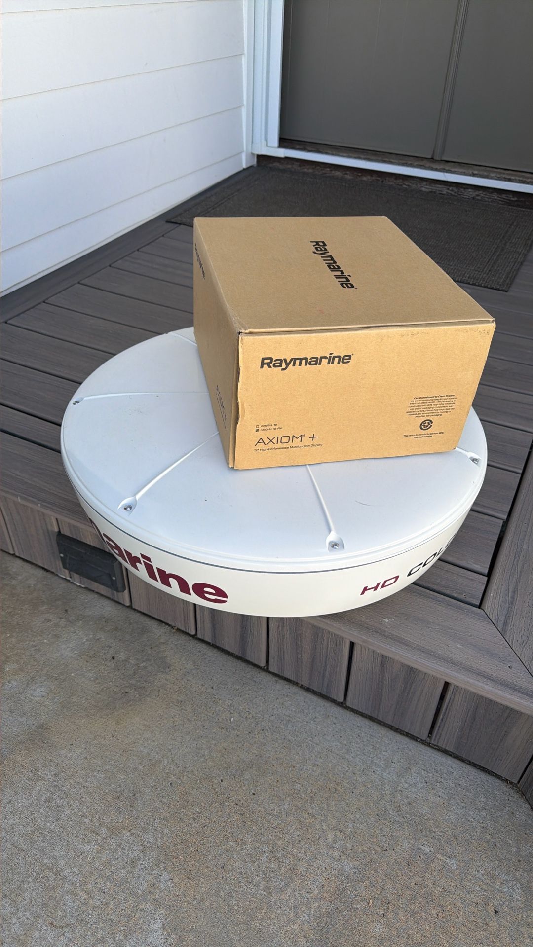 Raymarine 12” Axiom With Radar