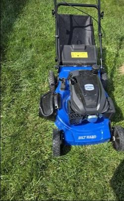 Like-New Self-Propelled 21” Gas Lawn Mower