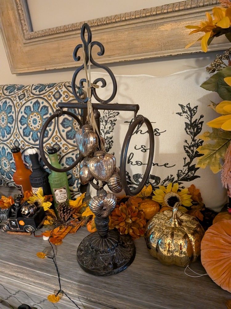 Wrought Iron Tall Towel Or Jewelry Holder