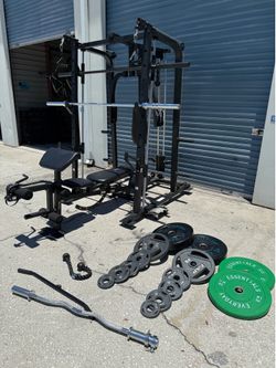 Home garage gym set very nice