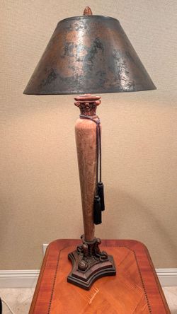 Table lamp