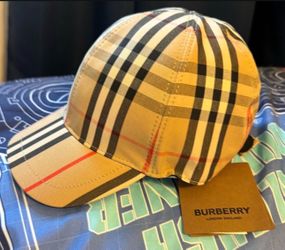 Burberry KIDS BASEBALL CAP CHECK/HERITAGE STRIPE(PRICE IS FIRM)