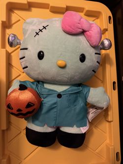Hello kitty Frankenstein greeter