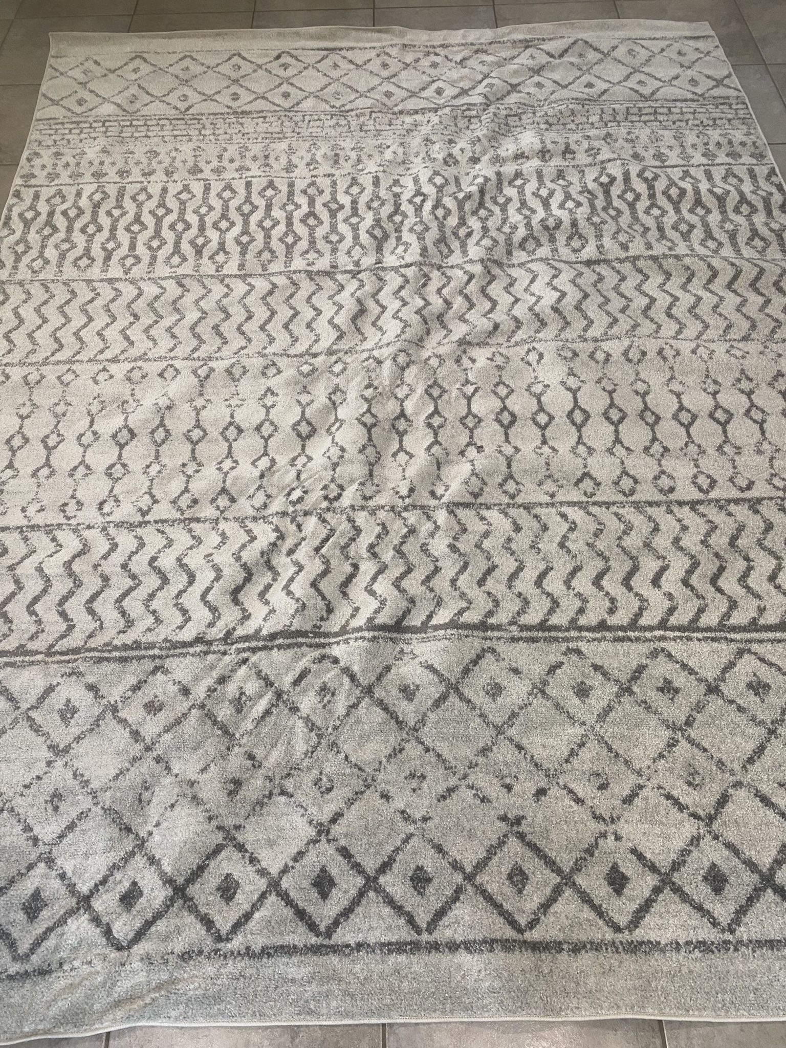 Geometric Pattern 8x10 Area Rug