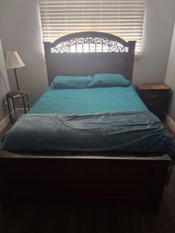 Bedroom set