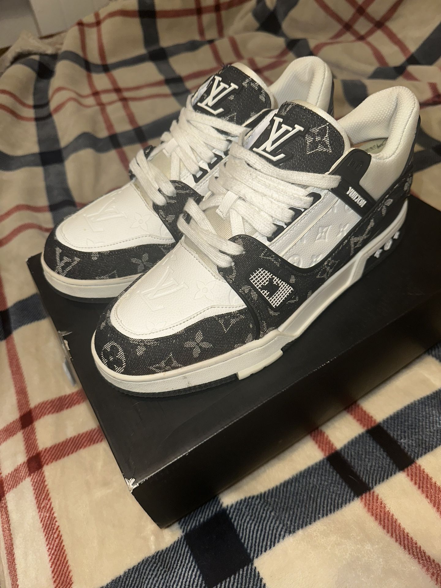 Louis Vuitton trainer sneaker