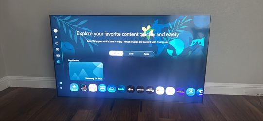 Samsung Smart TV Large Flat Screen