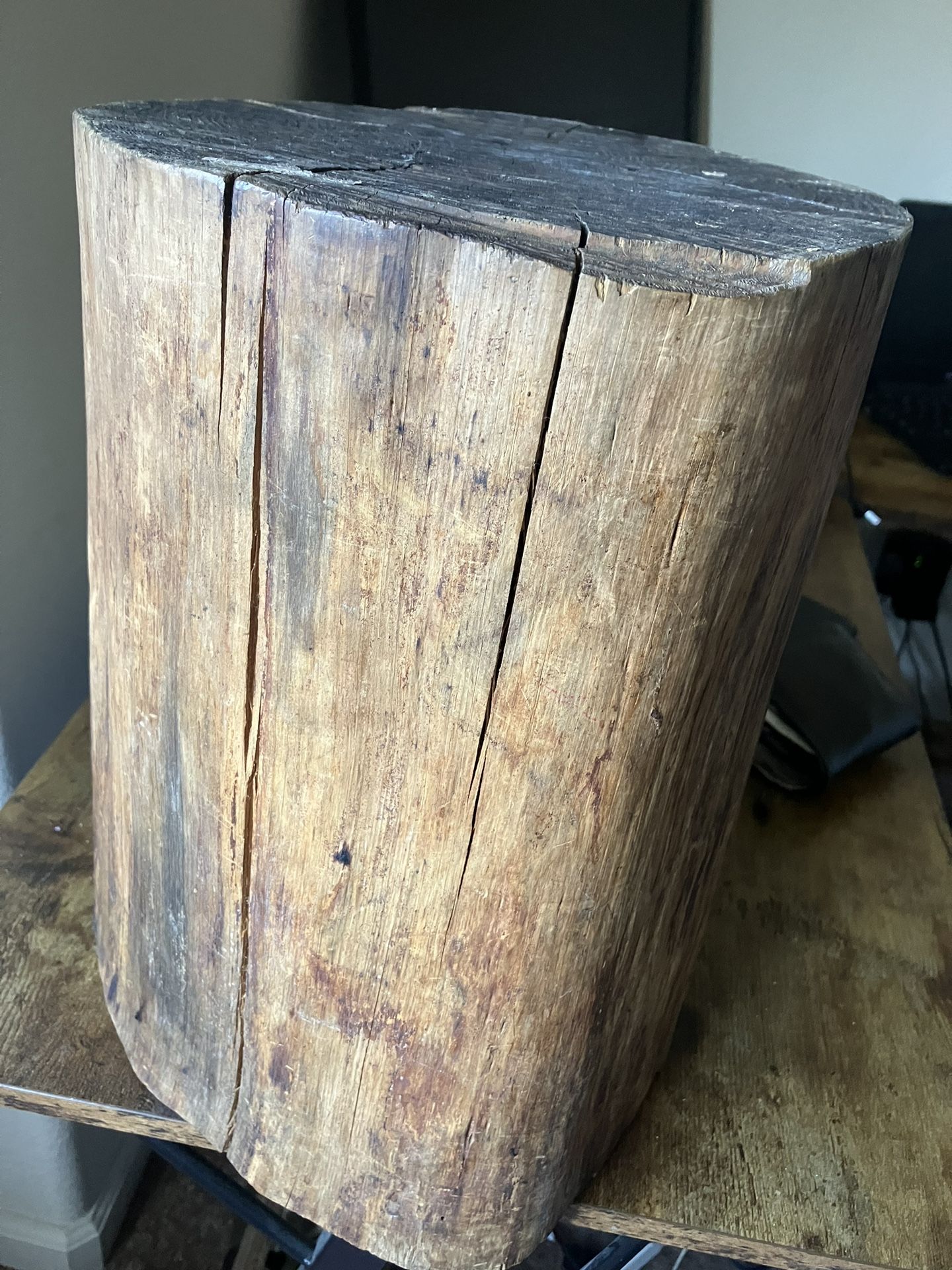 Tree Stump - Size 13”x9.5”