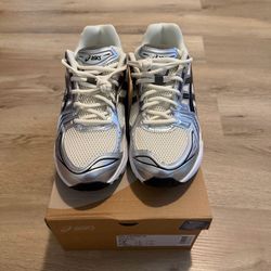 ASICS Gel Kayano 14 silver cream
