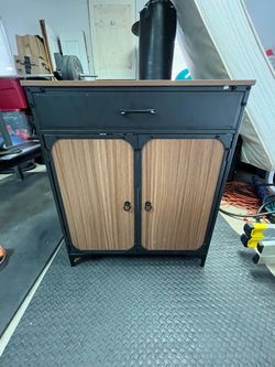 Bathroom cabinet 30w 34h 18depth