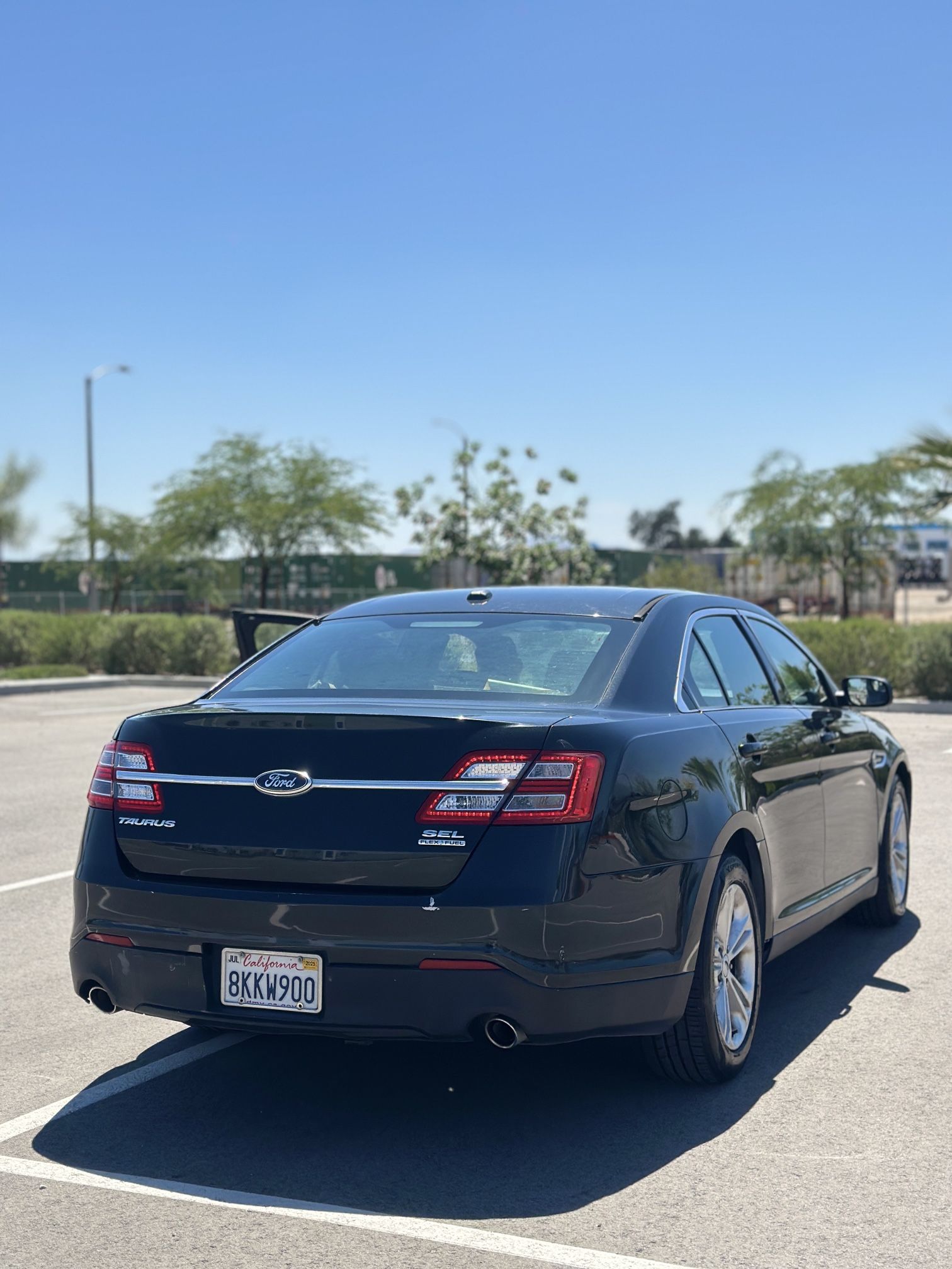 2014 Ford Taurus
