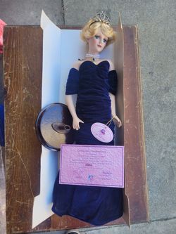 Princess Diana Porcelain Doll. Limited Edition. Collectible. Vintage.