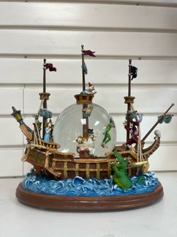 Peter Pan Pirate Ship Snowglobe