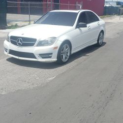 Mercedes C250 