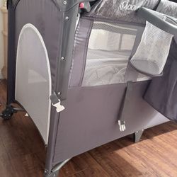 Bed Side Bassinet 