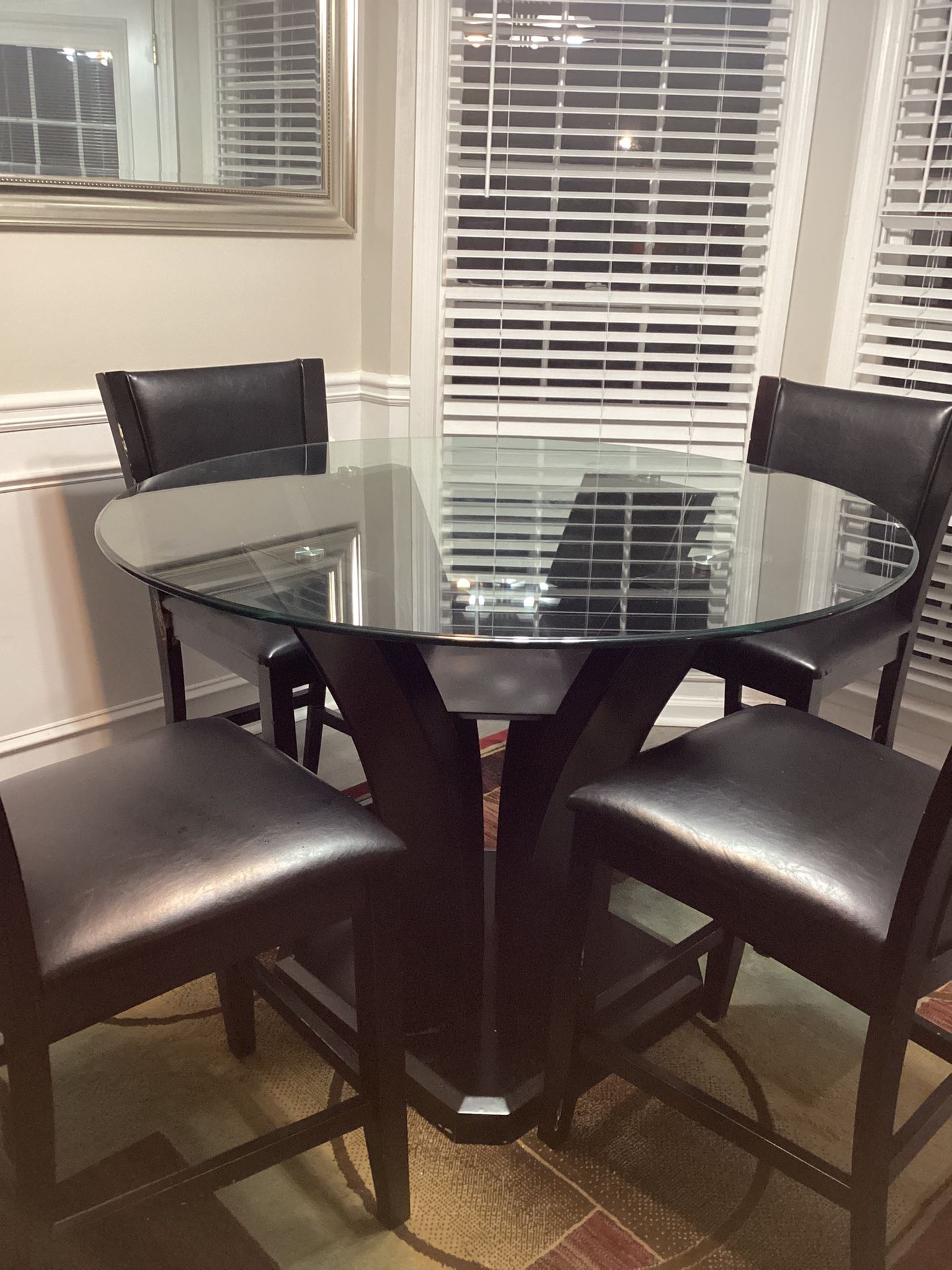 Espresso round Dining Table And Chairs