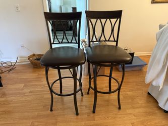 Bat stools
