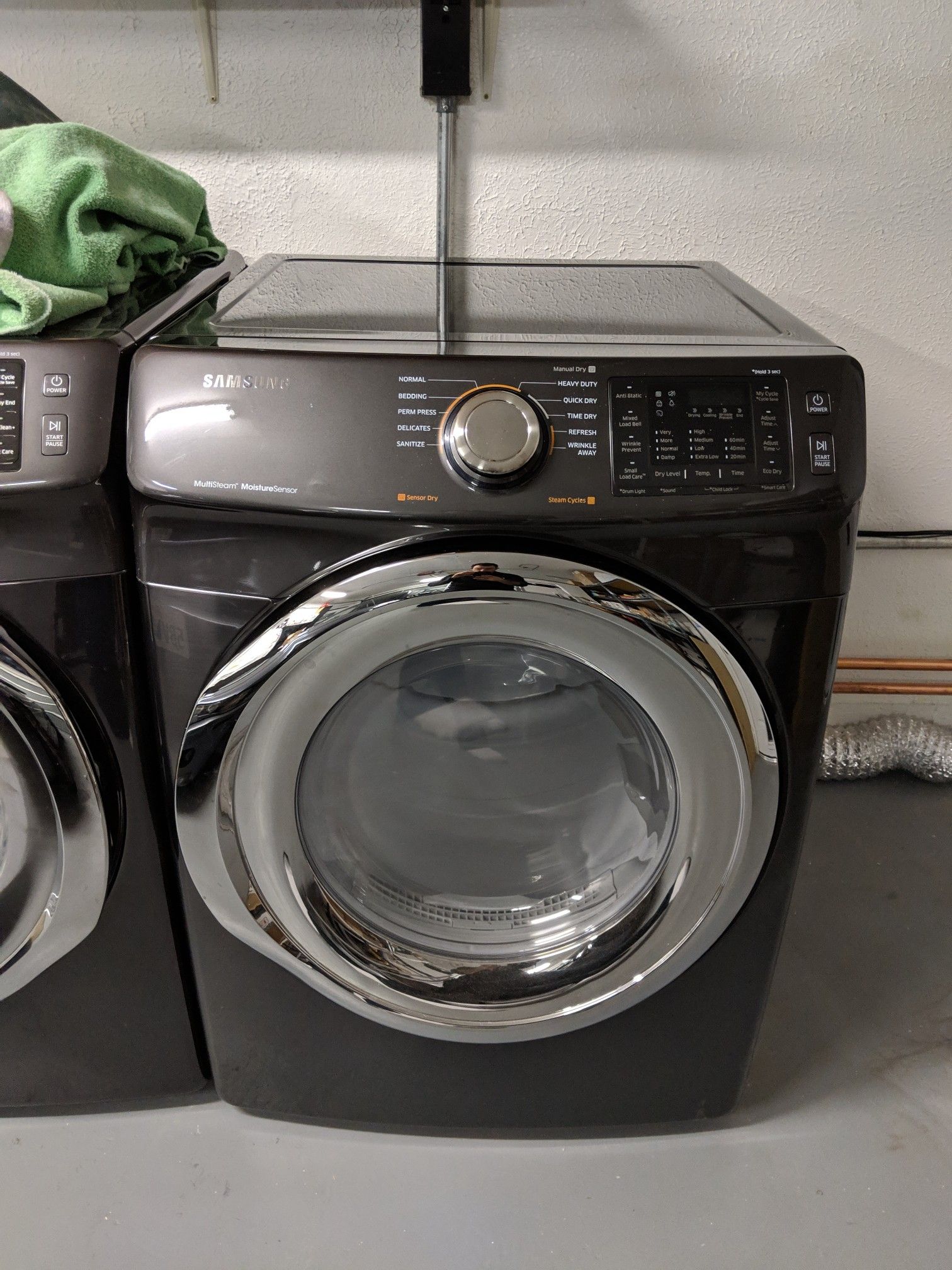 Samsung DVE45N5300V - Electric Dryer with Steam in Black Stainless