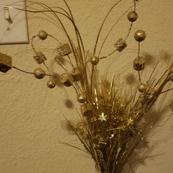 Very Beautiful Golden Color Flower Decoration.  