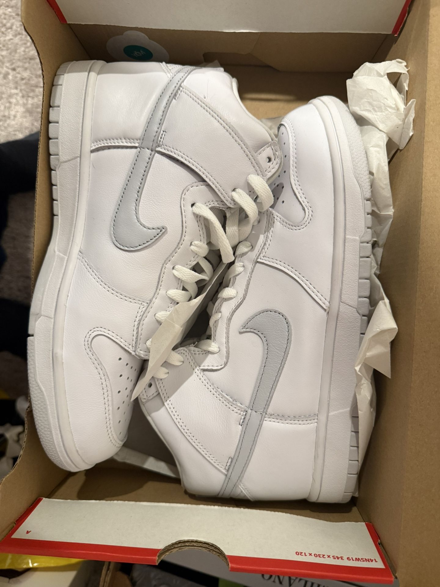 Nike Dunk High Size 9.5 (pure Platinum)