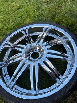 Universal 5 lug 22in rims