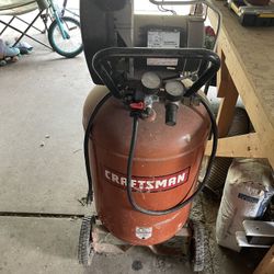30 Gallon 110v Compressor 
