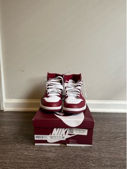 Nike Air Jordan 1 Retro High OG "Artisanal Red