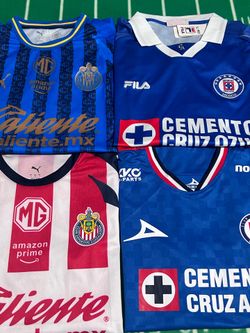 Playeras de Cruz Azul y Chivas