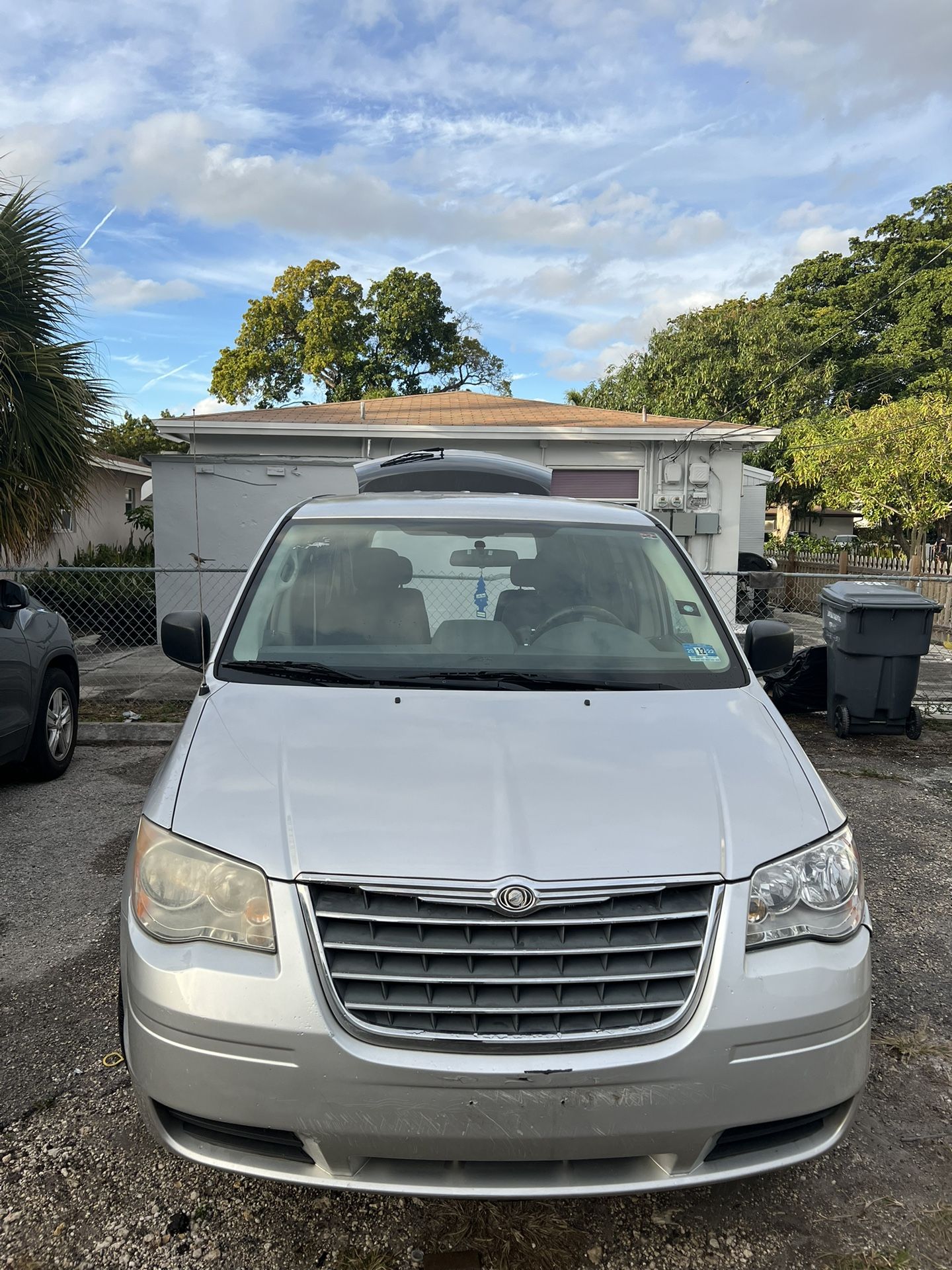 2010 Chrysler Town & Country