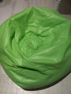 Green bean bag. Pick up south hwy 6 College Station.