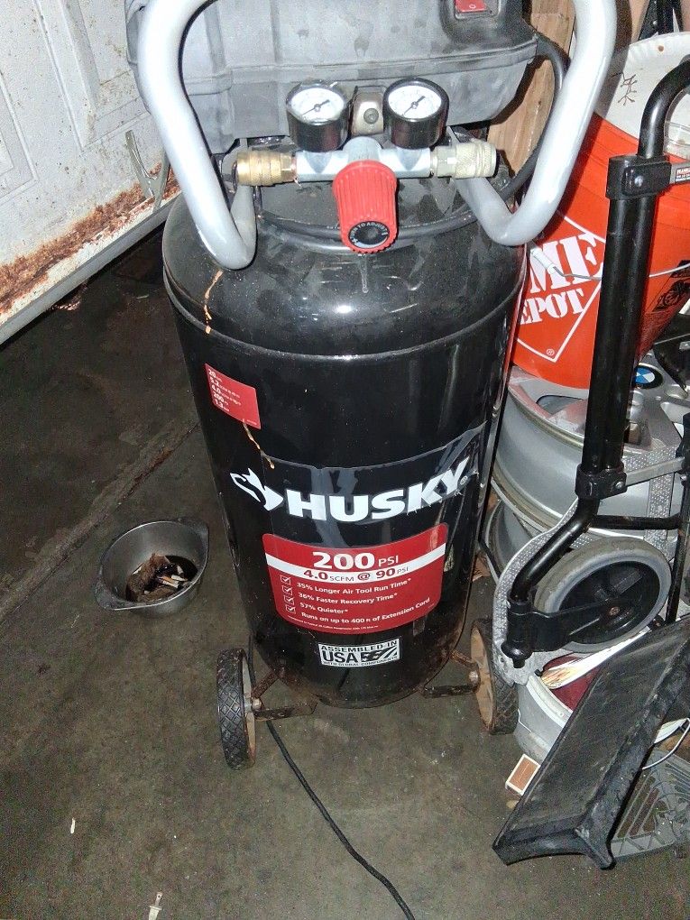 Husky 200psi 20gal Air Compressor
