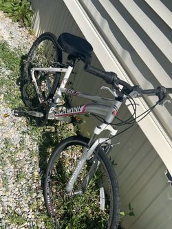 Schwinn gtx 1 dual suspension bike