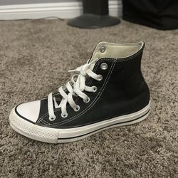 Chuck Taylor All Star Canvas (Black And White) Size 5 Men’s 