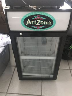 Minnie Mouse Kitchen Set & Little Tikes Refrigerator for Sale in Miami  Gardens, FL - OfferUp