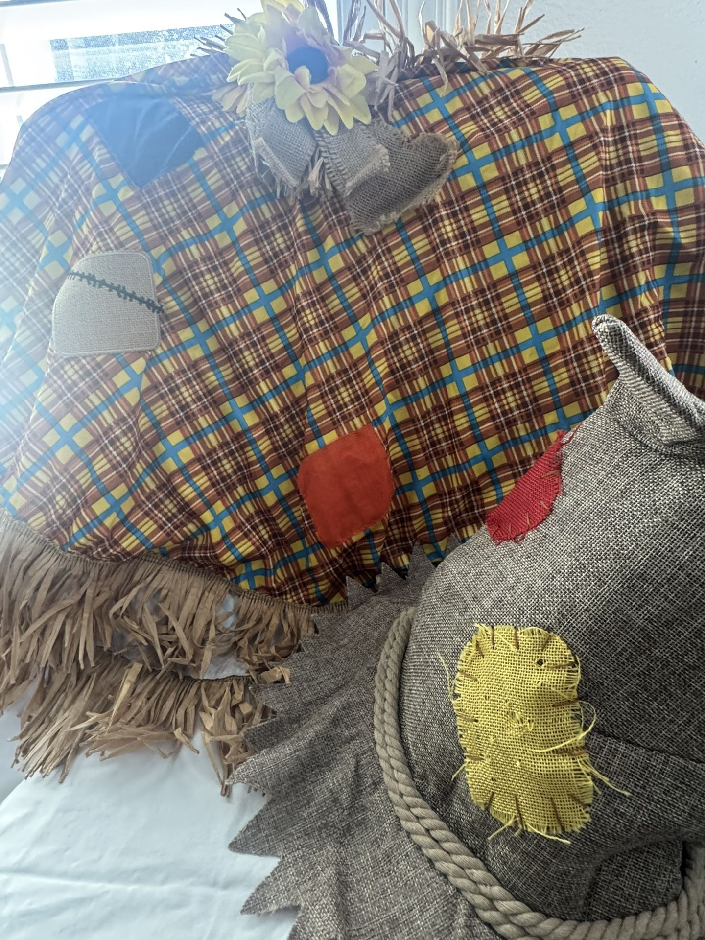 🌾 Scarecrow Costume Hat + Shawl – Spirit Halloween – $15