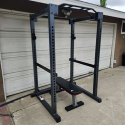 Power Cage  / Squat Rack for Olympic bar 600lb weight capacity , include flat bench,  Gym Equipment.