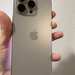 Apple iPhone 16 Pro Max 256gb AT&T / Cricket Natural Color 10/10 Condition